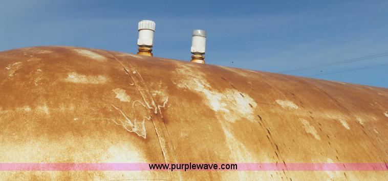 image for item L3709 1965 Cherokee steel propane tank