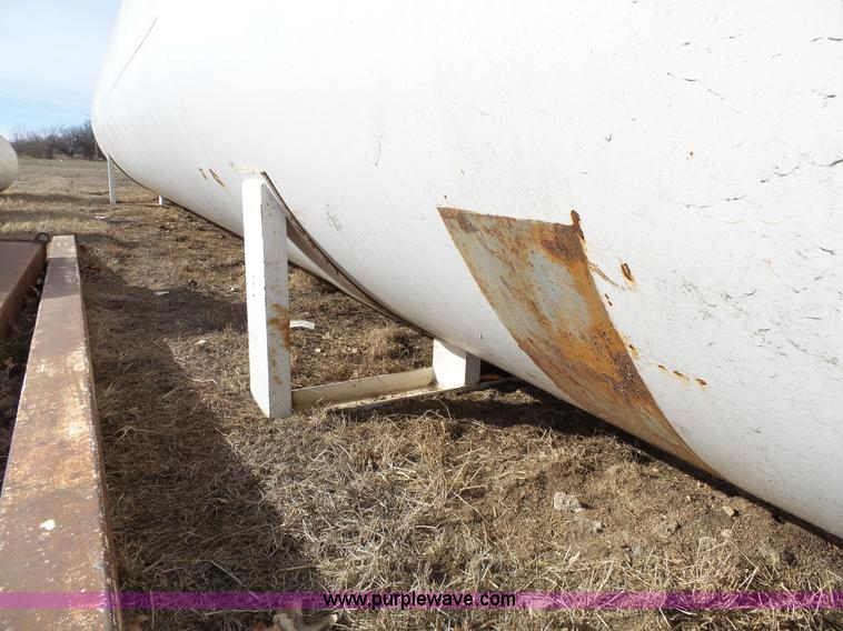 image for item L3709 1965 Cherokee steel propane tank