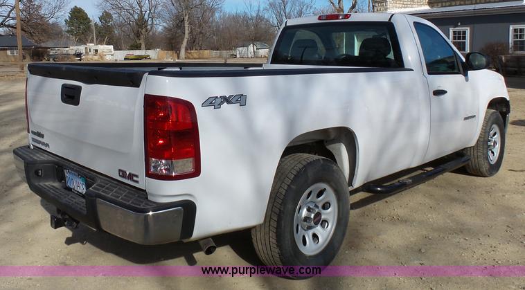 image for item L3710 2012 GMC Sierra 1500 pickup truck