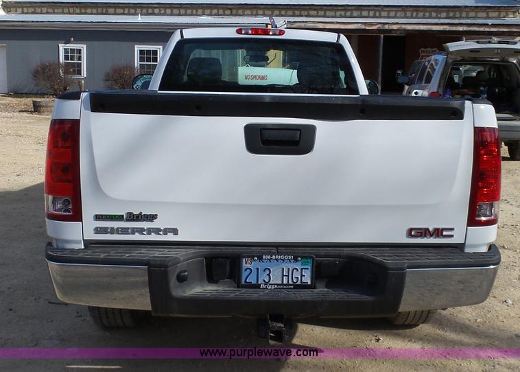 image for item L3710 2012 GMC Sierra 1500 pickup truck