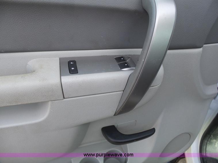 image for item L3710 2012 GMC Sierra 1500 pickup truck