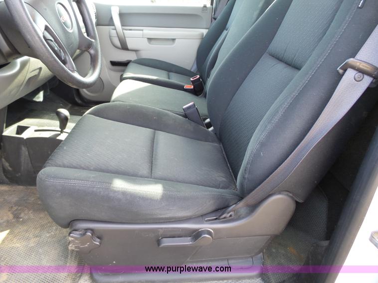 image for item L3710 2012 GMC Sierra 1500 pickup truck