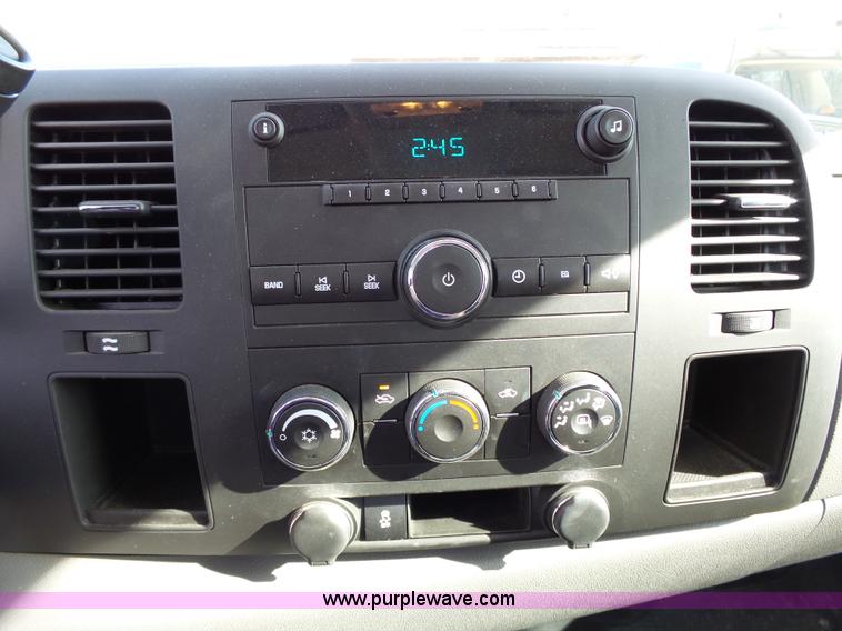 image for item L3710 2012 GMC Sierra 1500 pickup truck