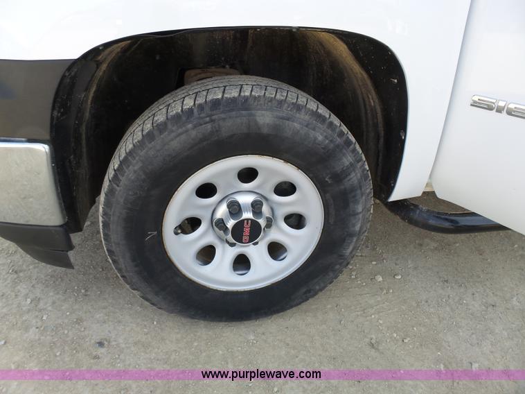 image for item L3710 2012 GMC Sierra 1500 pickup truck