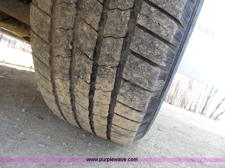 image for item L3710 2012 GMC Sierra 1500 pickup truck