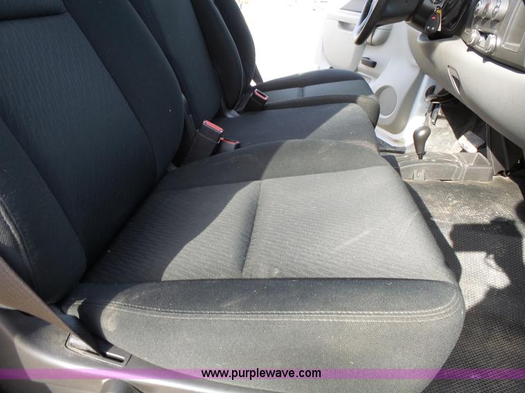 image for item L3710 2012 GMC Sierra 1500 pickup truck