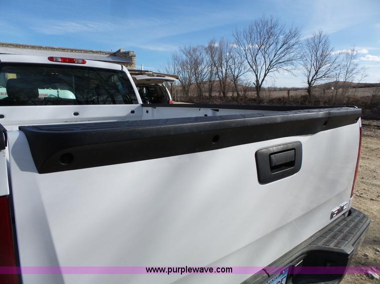 image for item L3710 2012 GMC Sierra 1500 pickup truck