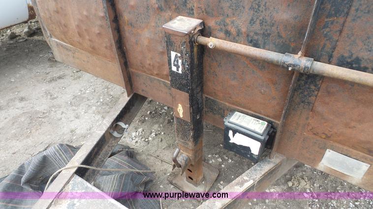 image for item L4761 2003 L&L equipment trailer