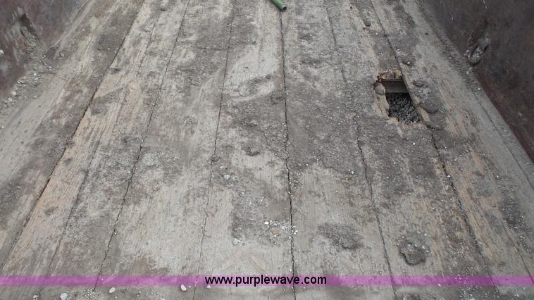 image for item L4761 2003 L&L equipment trailer