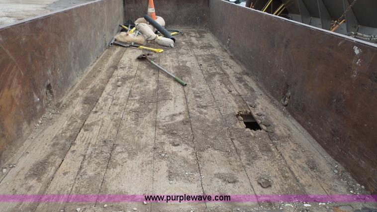 image for item L4761 2003 L&L equipment trailer