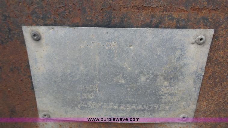 image for item L4761 2003 L&L equipment trailer