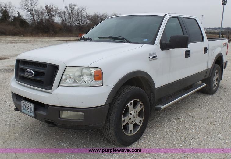 image for item L5427 2004 Ford F150 SuperCrew pickup truck