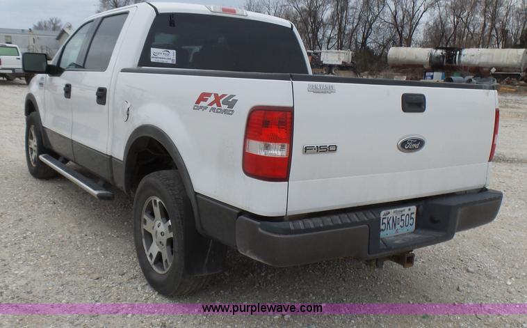 image for item L5427 2004 Ford F150 SuperCrew pickup truck