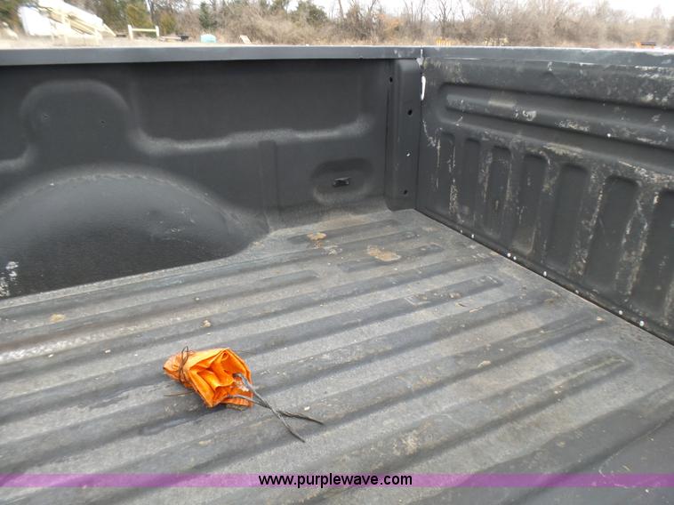 image for item L5427 2004 Ford F150 SuperCrew pickup truck