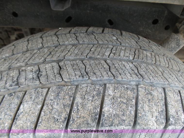 image for item L5427 2004 Ford F150 SuperCrew pickup truck