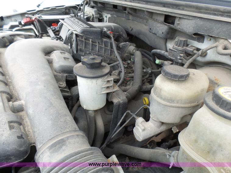 image for item L5427 2004 Ford F150 SuperCrew pickup truck