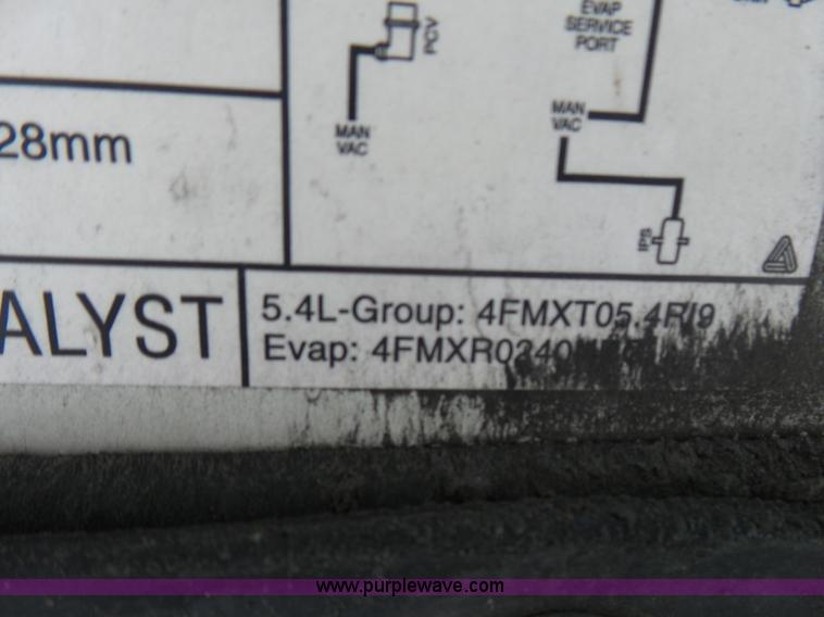 image for item L5427 2004 Ford F150 SuperCrew pickup truck