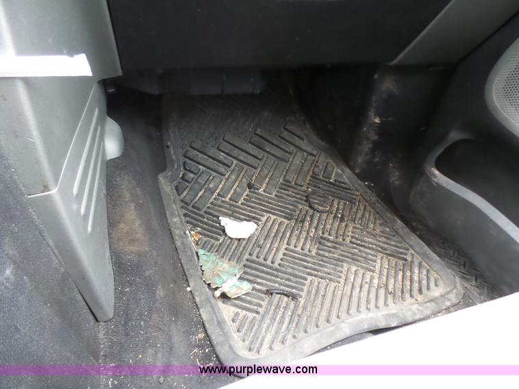 image for item L5427 2004 Ford F150 SuperCrew pickup truck