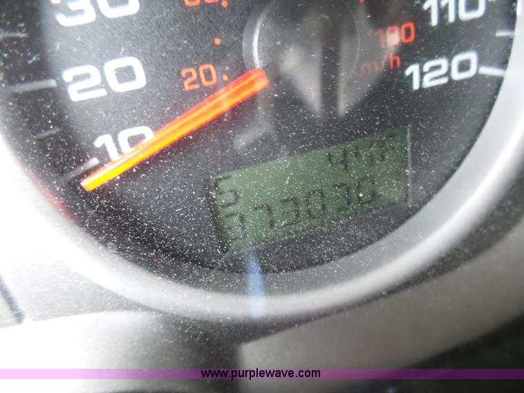 image for item L5427 2004 Ford F150 SuperCrew pickup truck