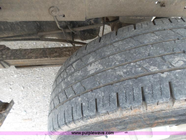 image for item L5428 2007 Chevrolet Silverado 2500HD pickup truck