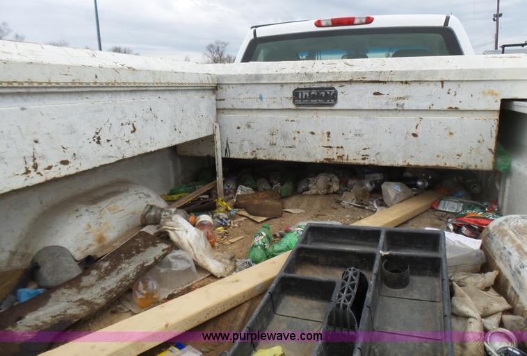 image for item L5428 2007 Chevrolet Silverado 2500HD pickup truck