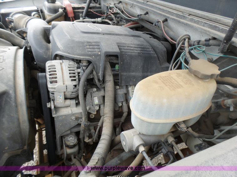 image for item L5428 2007 Chevrolet Silverado 2500HD pickup truck