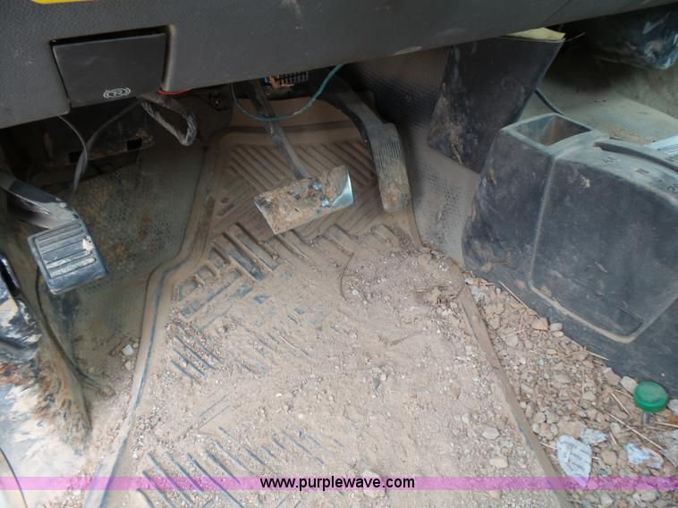 image for item L5428 2007 Chevrolet Silverado 2500HD pickup truck