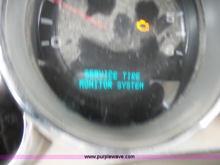 image for item L5428 2007 Chevrolet Silverado 2500HD pickup truck