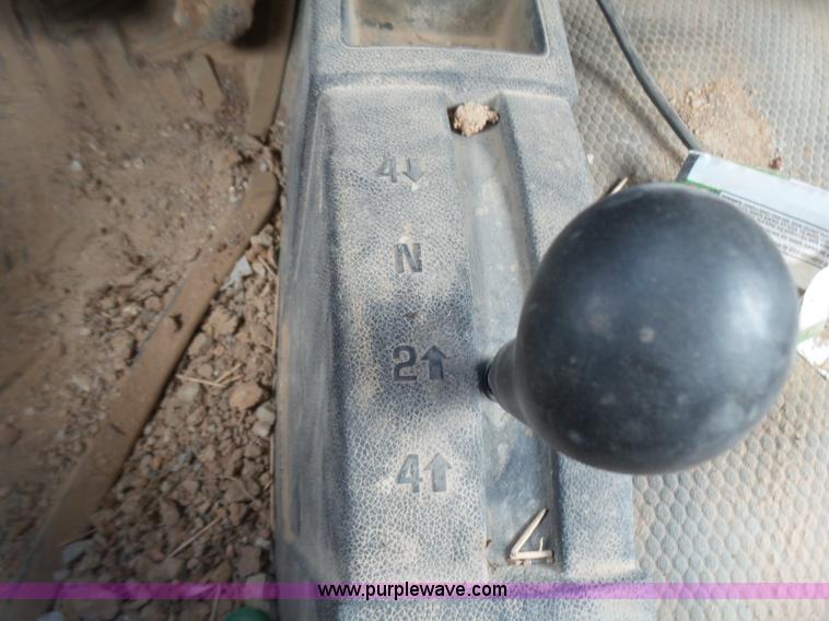 image for item L5428 2007 Chevrolet Silverado 2500HD pickup truck