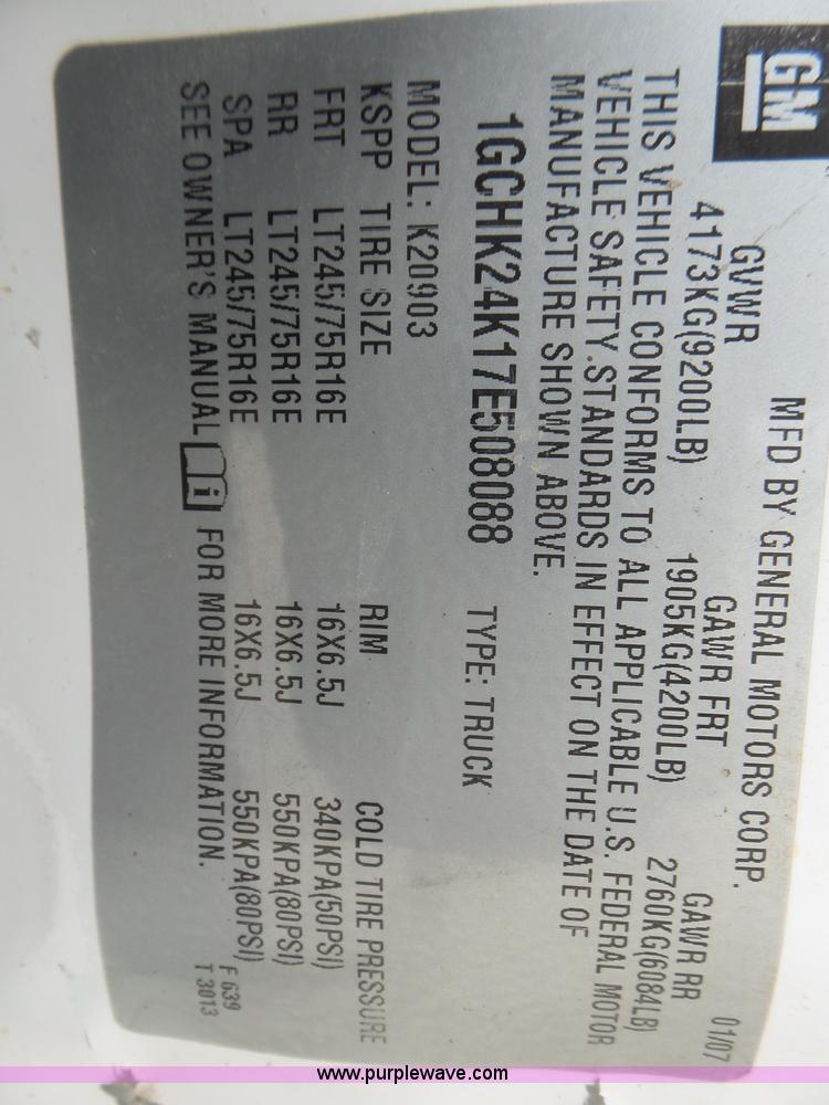 image for item L5428 2007 Chevrolet Silverado 2500HD pickup truck