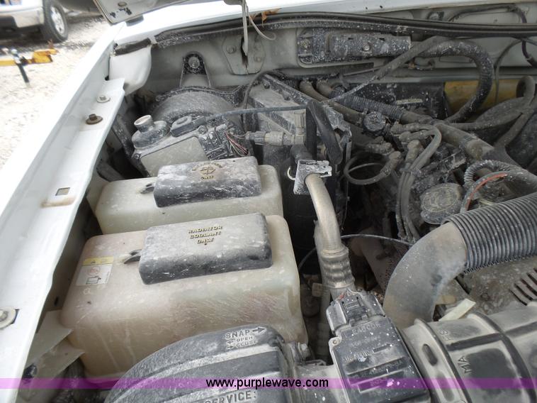 image for item L5429 2003 Ford Ranger pickup truck