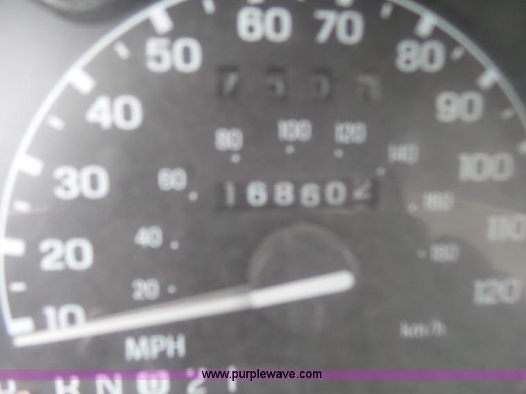 image for item L5429 2003 Ford Ranger pickup truck