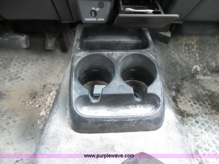 image for item L5429 2003 Ford Ranger pickup truck