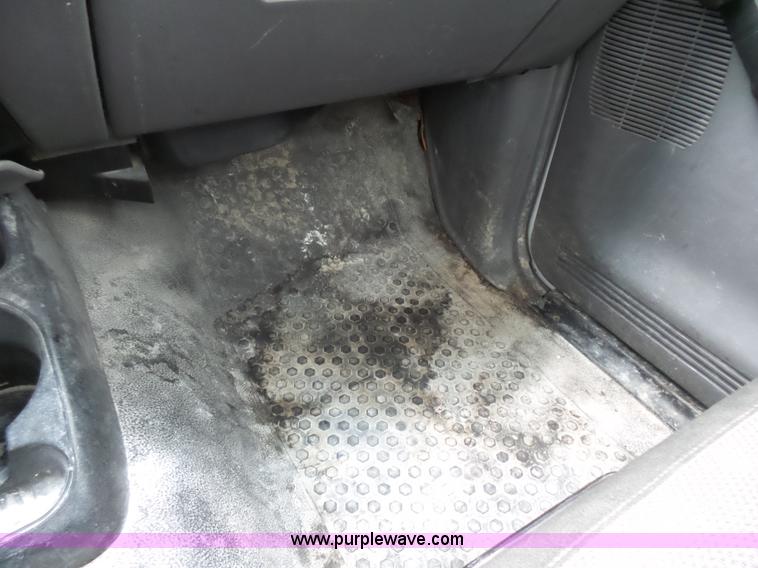 image for item L5429 2003 Ford Ranger pickup truck