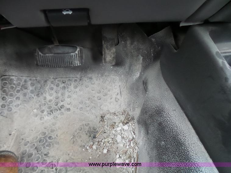 image for item L5429 2003 Ford Ranger pickup truck