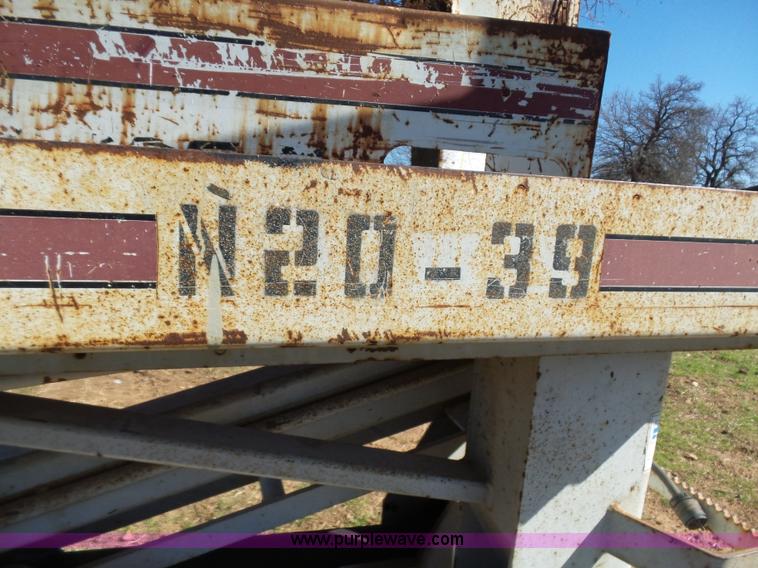 image for item L5750 Simon M20-39 scissor lift