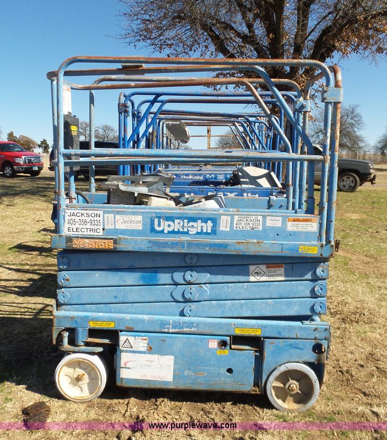image for item L5751 (5) Upright MX-19 scissor lifts