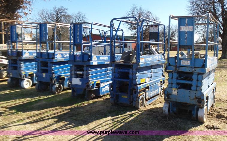 image for item L5751 (5) Upright MX-19 scissor lifts