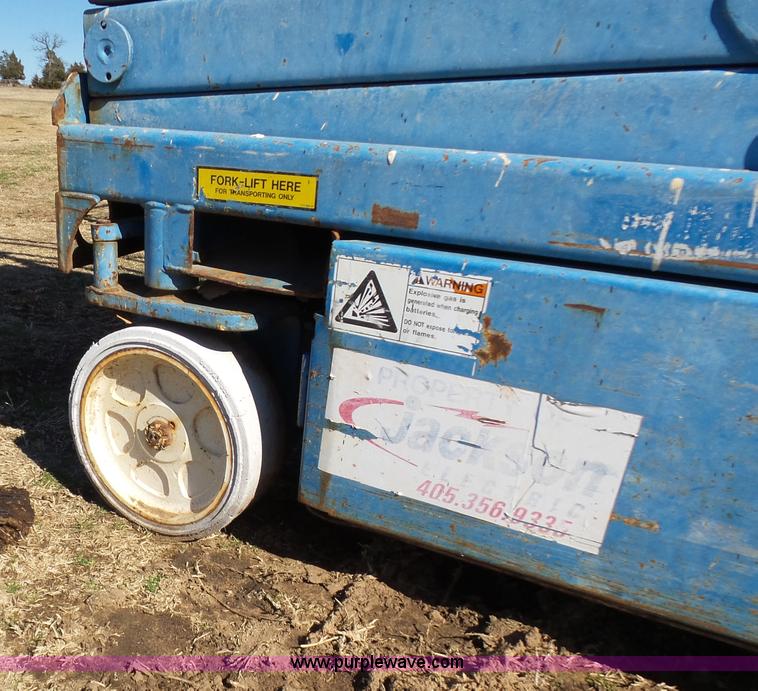 image for item L5751 (5) Upright MX-19 scissor lifts