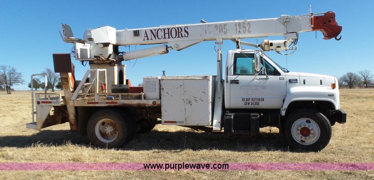 image for item L5754 1998 GMC C7500 bucket truck