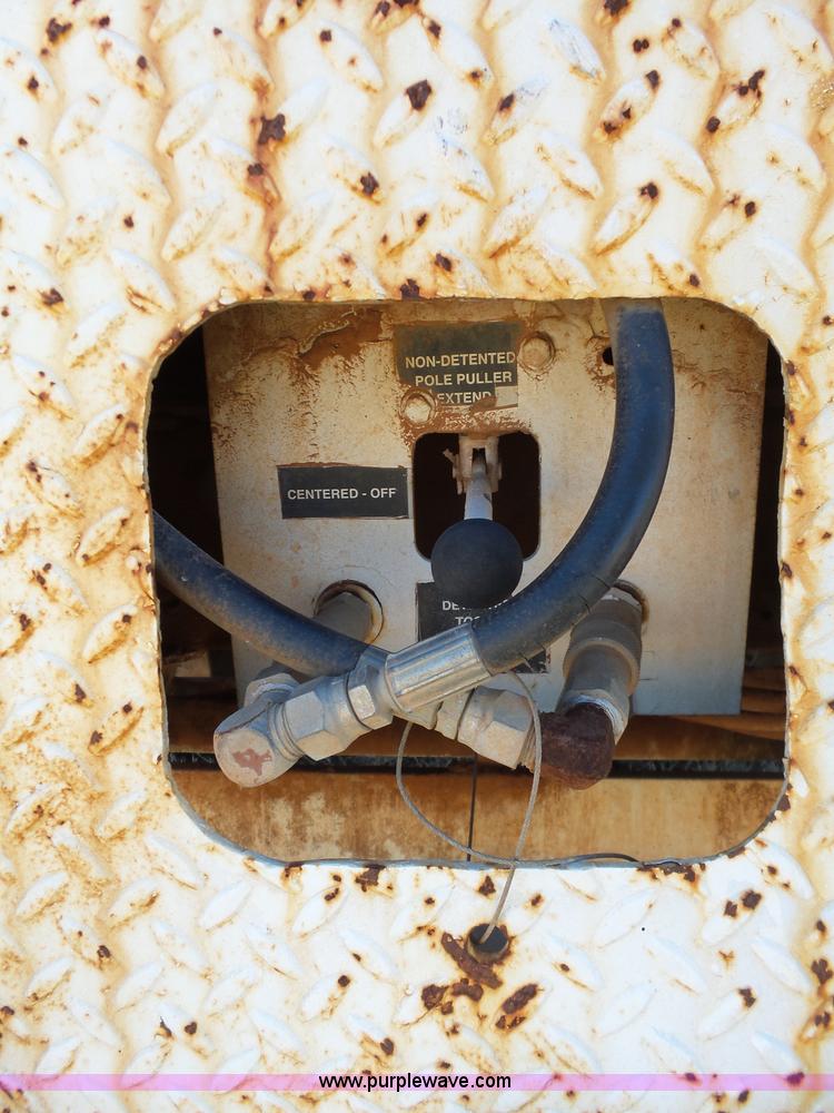 image for item L5754 1998 GMC C7500 bucket truck