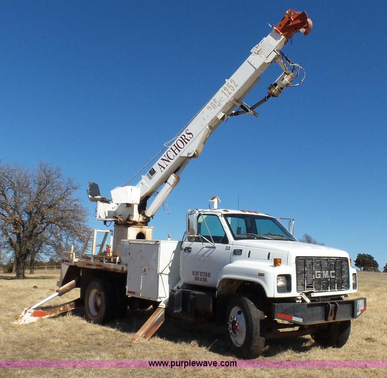 image for item L5754 1998 GMC C7500 bucket truck