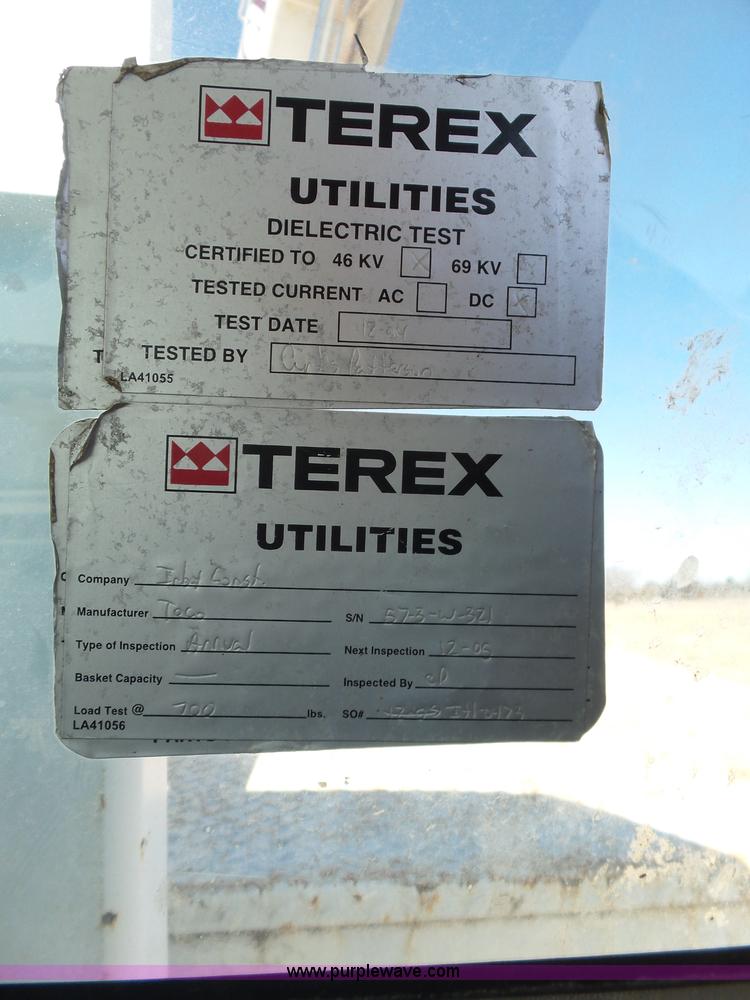 image for item L5754 1998 GMC C7500 bucket truck