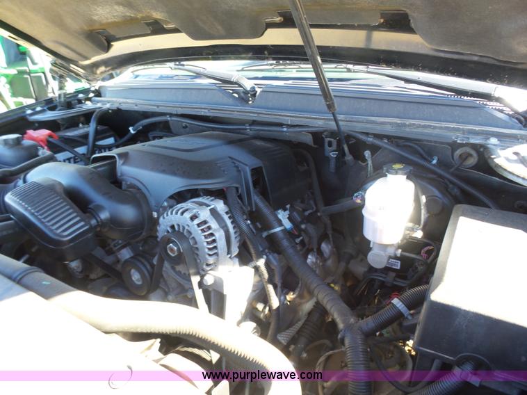 image for item L6218 2011 GMC Yukon Denali XL SUV