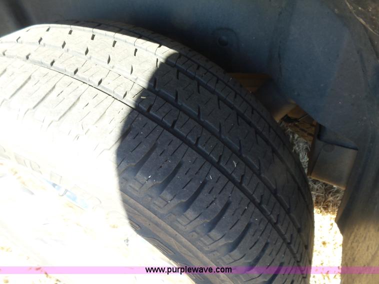 image for item L6218 2011 GMC Yukon Denali XL SUV