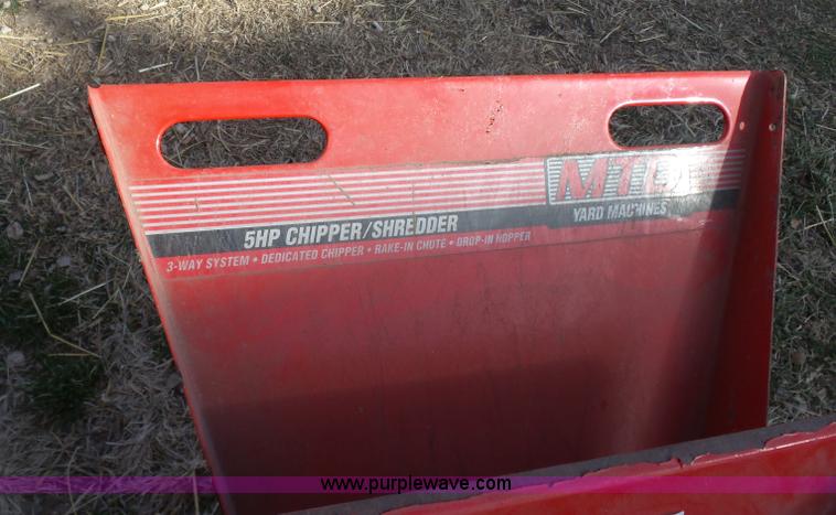 image for item L6247 MTD Yard Machines chipper/shredder