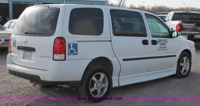 image for item L6831 2008 Chevrolet Uplander van