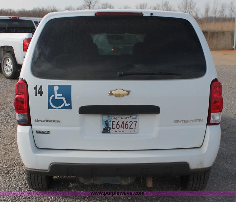 image for item L6831 2008 Chevrolet Uplander van