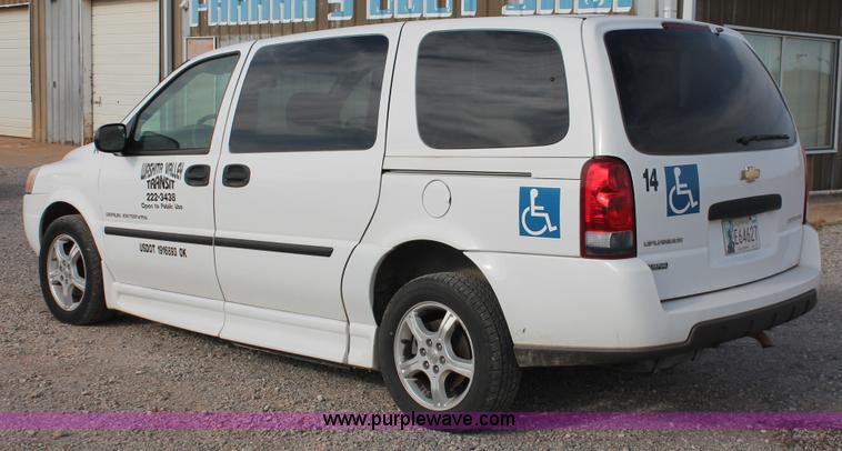 image for item L6831 2008 Chevrolet Uplander van