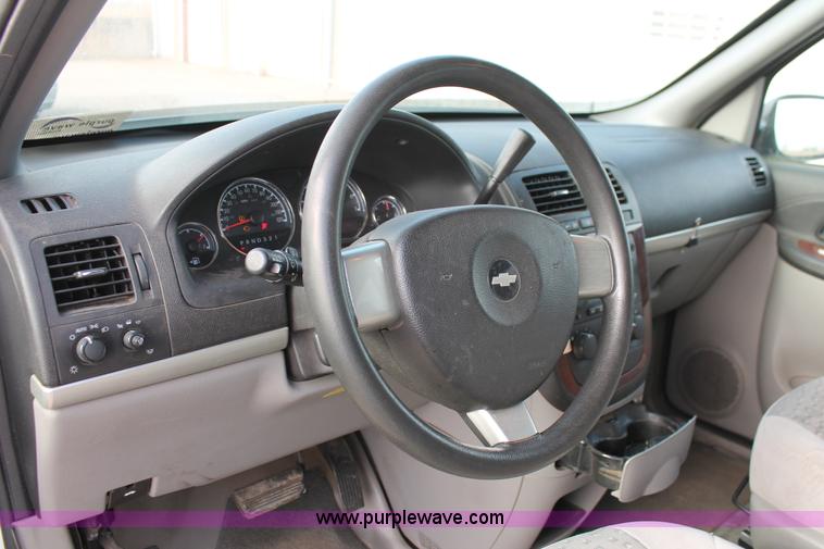 image for item L6831 2008 Chevrolet Uplander van